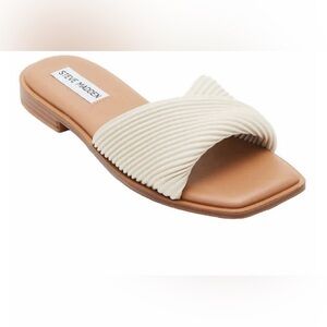 Steve Madden Women’s limit leather slide sandals